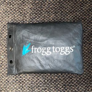 Frog Toggs rain poncho